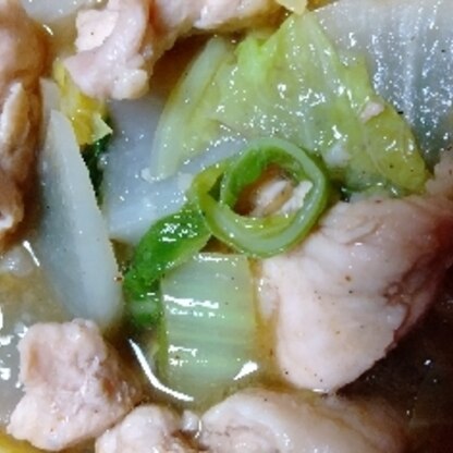 写真の様な鶏肉のトロッとした照り感がなく、もう少し小麦粉まぶせば良かったです。でも美味しかった笑